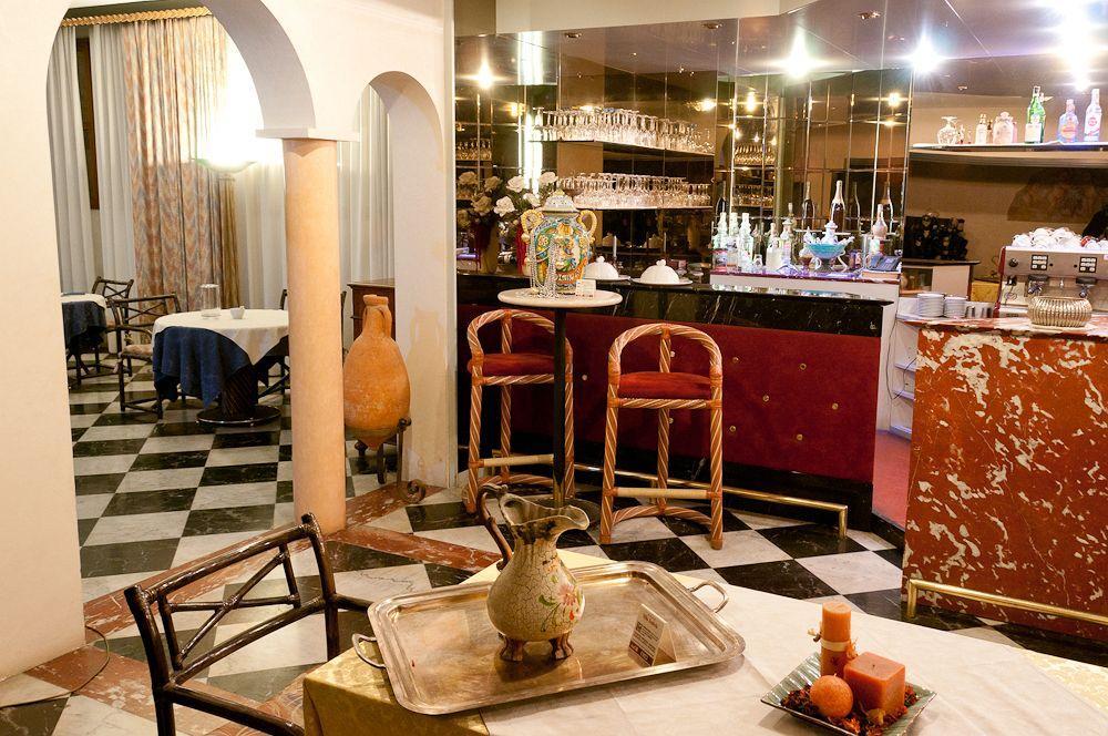 Hotel Villa Isabela SantʼAngelo Buitenkant foto